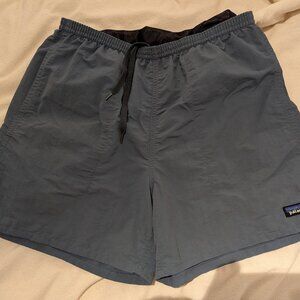 Patagonia Baggies Shorts - Men’s Medium, 5” Inseam, Plume Grey